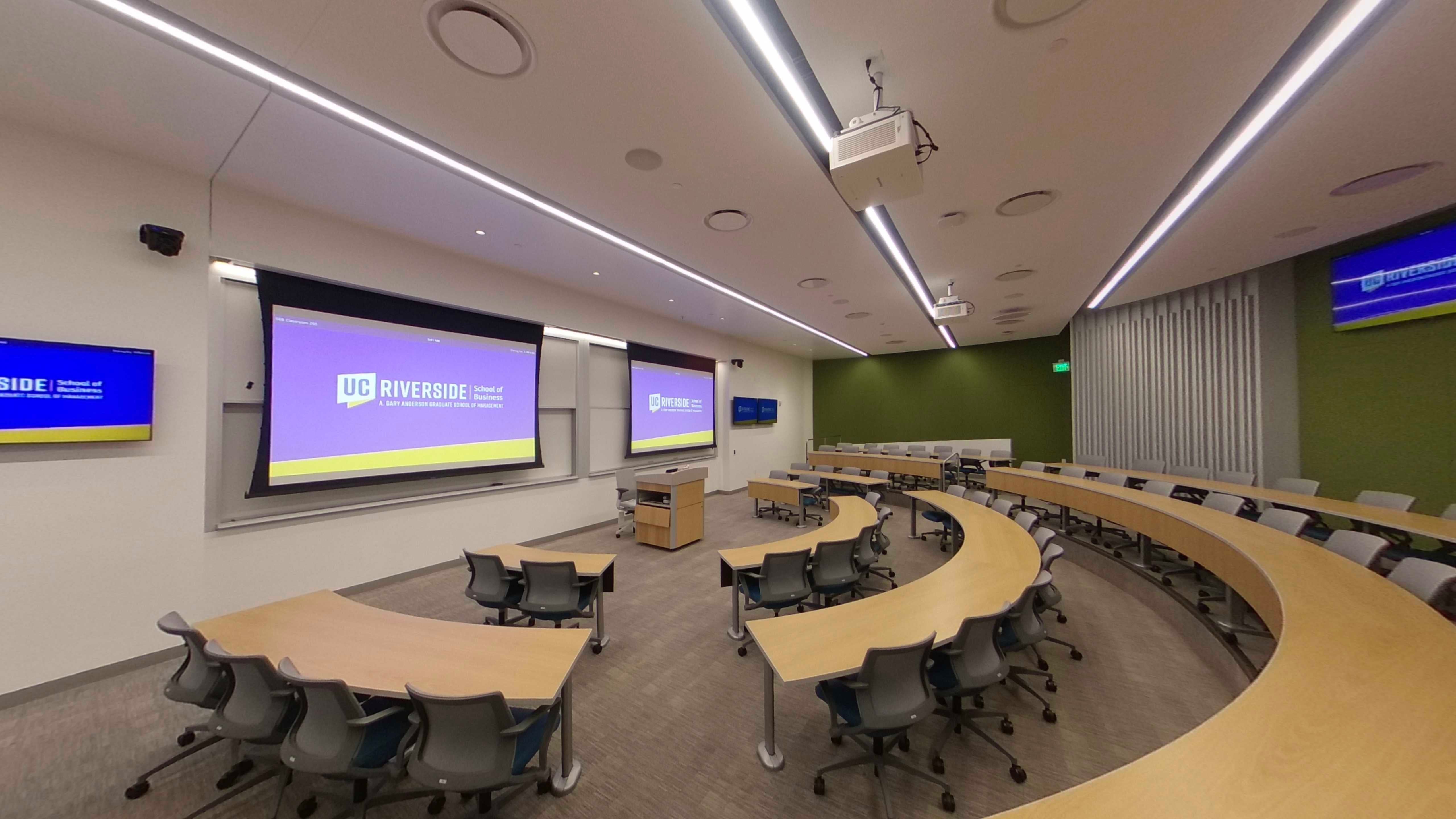 SBB 280 oblique view